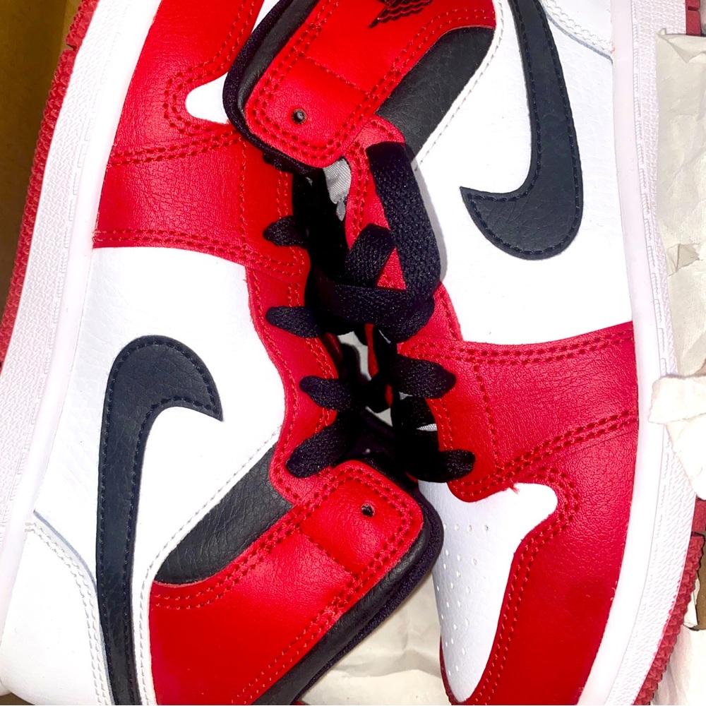 Jordan 1 Mid (PS) 2 1/2Y